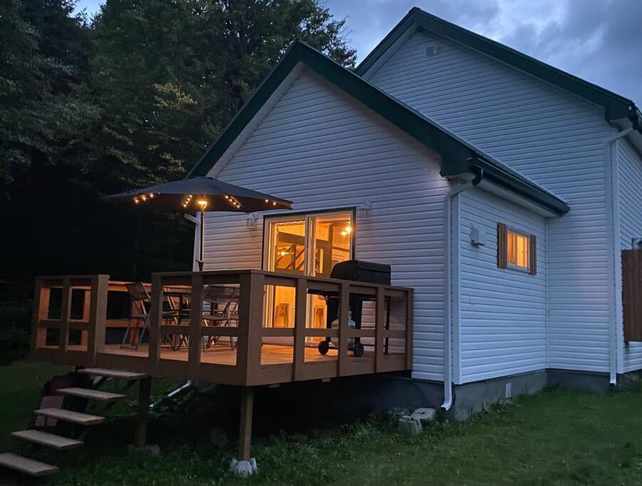 Le Jazz- Chalet Rustique/Chic Avec Spa Notre-Dame-Des-Bois Exterior photo